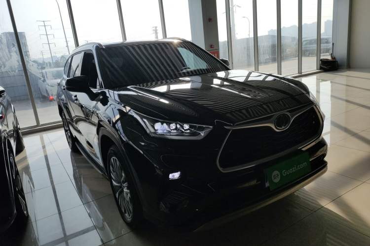 Used Toyota Highlander 2024 2.5L Smart Electric Hybrid Dual-Engine Four-Wheel Drive Prestige Version – 7 Seats