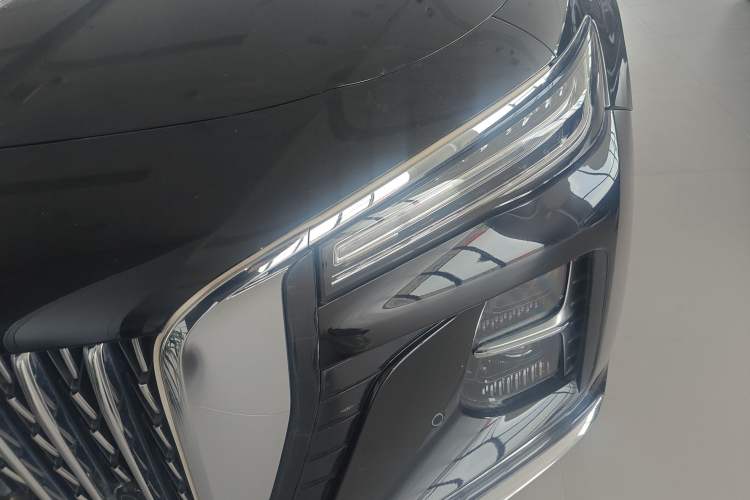 Used Hongqi H5 2023 2.0T Automatic Smart Connect Flagship Edition
