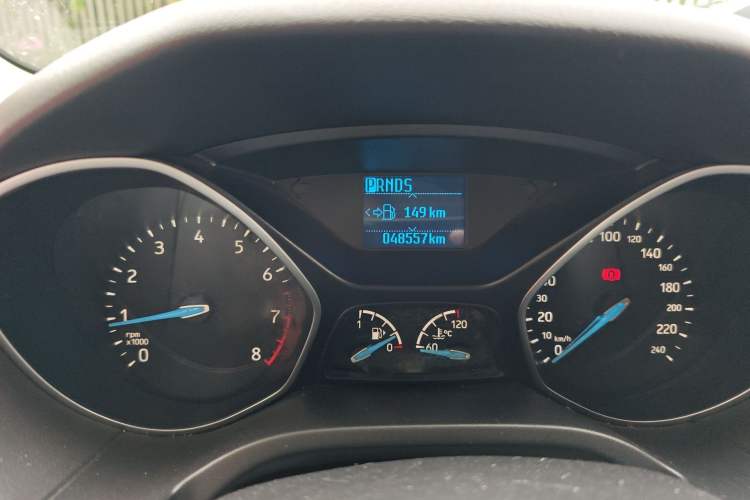 Used Ford Focus 2018 Hatchback Classic 1.6L Automatic Trendy SmartDrive Edition Odometer Close Up