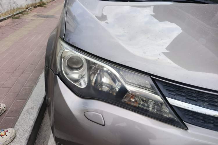 Used Toyota RAV4 2015 2.5L Automatic 4x4 Elite Edition
