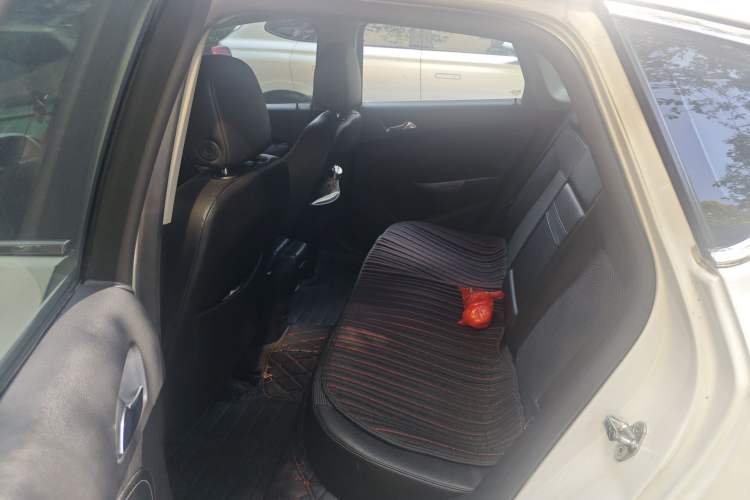 Used Buick GT 2010 XT 1.8L Automatic Fashion Edition
