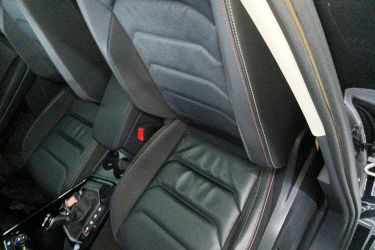 Used Volkswagen Tayron 2019 330TSI Two-Wheel Drive Luxury Model China VI Standard