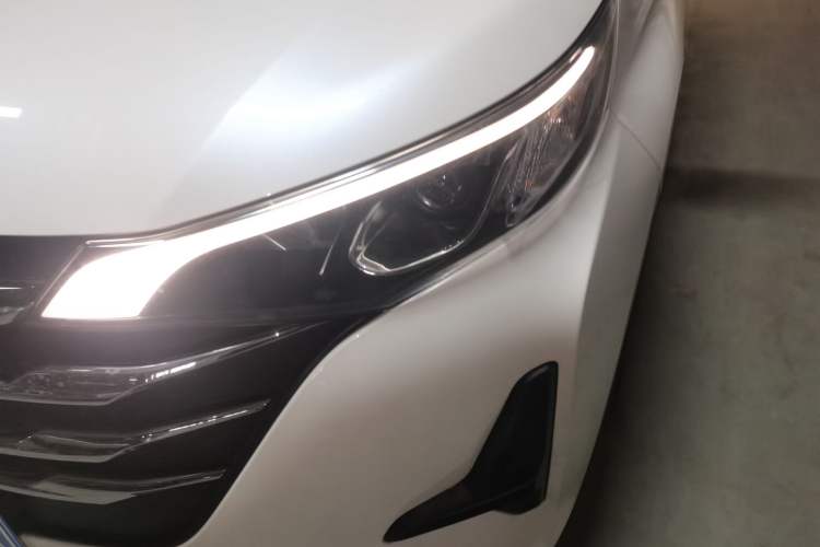 Used GAC Trumpchi M6 2019 270T DCT Luxury Edition (7-seater) China VI