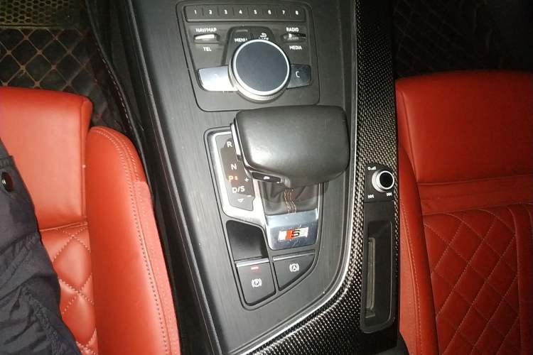 Used Audi S4 2018 S4 3.0TFSI Gear Lever