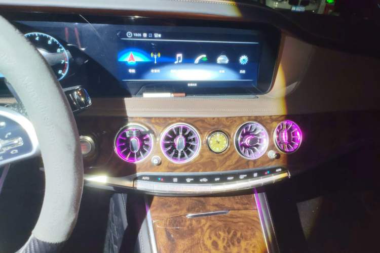 Used Mercedes-Benz S-Class 2012 S 300 L Business Standard Model Audio And AC Panel