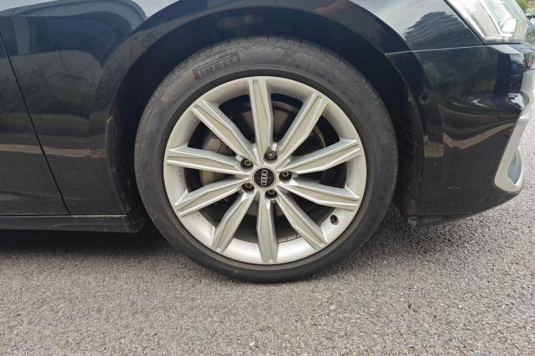 Used Audi A6L 2024 45 TFSI Prestige Dynamic Edition Right Front Wheel Hub