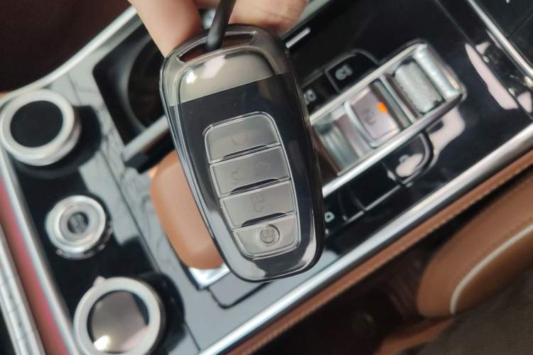 Used Hongqi H9 2020 2.0T Smart Connect Flagship Edition