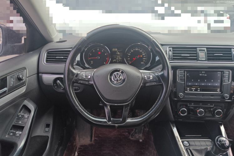 Used Volkswagen Sagitar 2018 1.6L Manual Comfort Model Steering Wheel