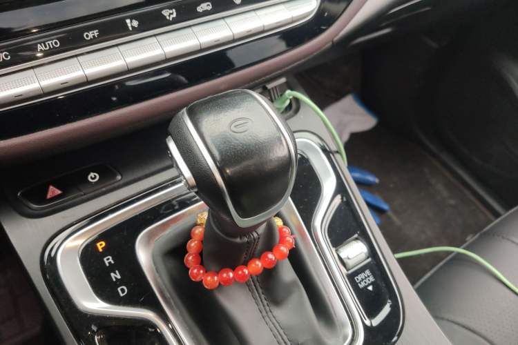 Used GAC Trumpchi M6 2021 PRO 270T DCT Luxury Edition Gear Lever