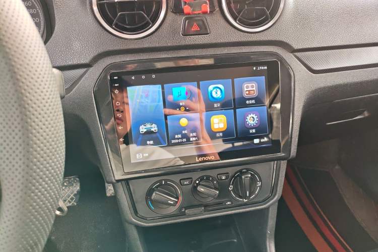 Used Volkswagen Jetta 2017 1.5L Automatic Fashion Model Audio And AC Panel