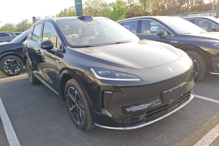 Used Hima H5 2025 Model Range-Extending Max Front Right 45 Deg