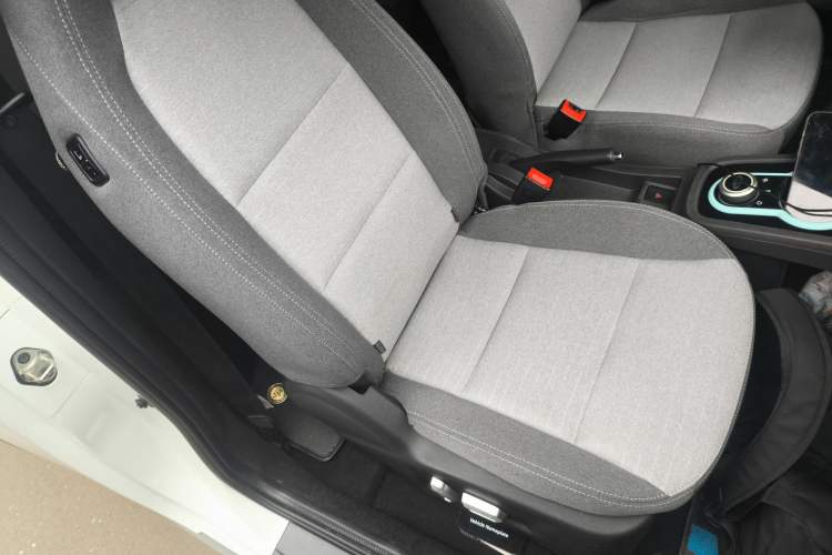 Used Chery QQ Little Ant 2021 150 000 Yuan Ant Fan Edition Ant Trend Version Lithium-Ion Battery