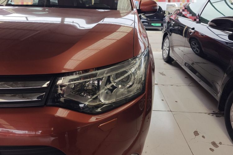 Used Mitsubishi Outlander 2013 2.4L 4x4 Luxury Navigation Edition 5 Seats