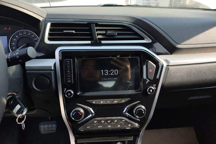 Used Haima S5 Youth Edition 2018 1.6L CVT Luxury Model
