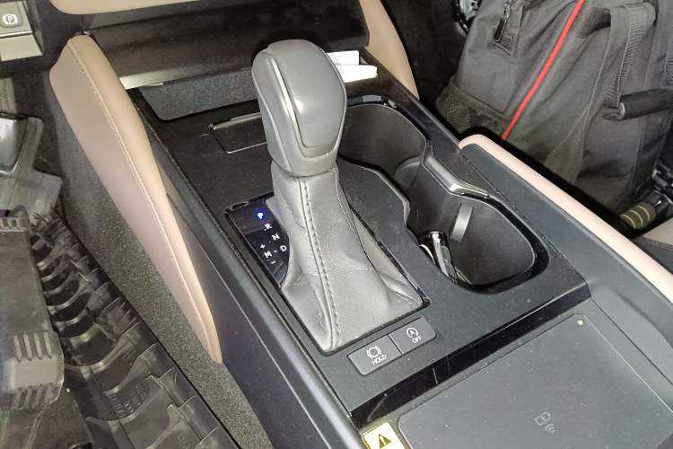 Used Lexus ES 2025 200 Premium Edition