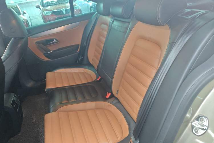 Used Volkswagen FAW-Volkswagen CC 2016 2.0 TSI Luxury Model Left Rear Seat