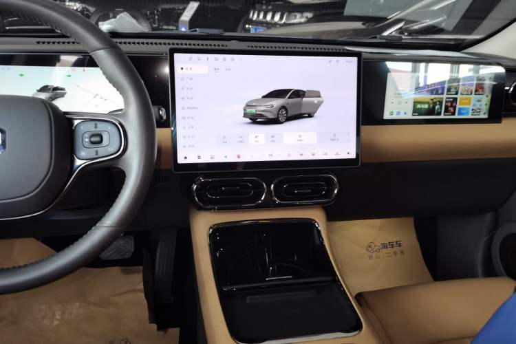 Used Leapmotor C01 2024 Range-Extended 316 Deluxe Edition