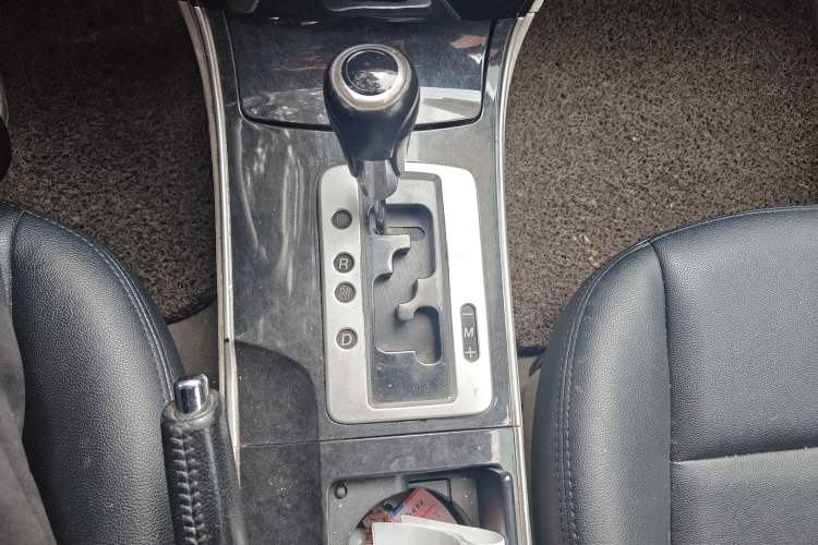 Used Mazda 6 2012 2.0L Automatic Ultra-Luxury Version
