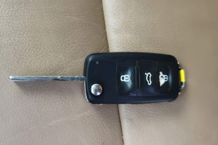 Used Volkswagen Touran 2011 1.4T DSG Zhiya Edition 5 Seats
