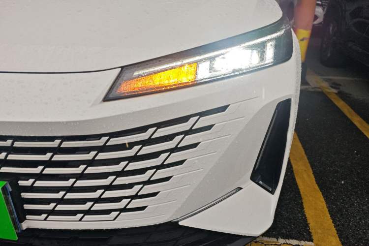 Used Changan Eado DD 2023 Blue Whale NE 1.5T GDI DCT Flagship Model
