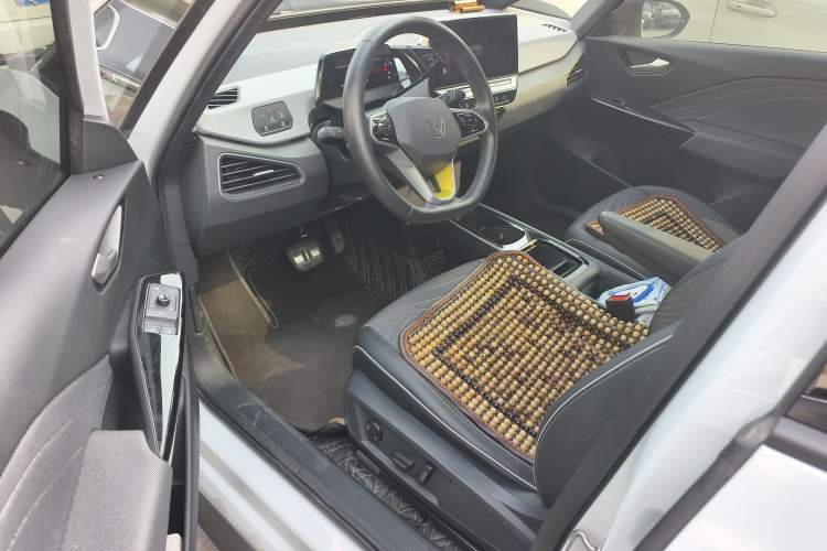 Used Volkswagen ID.3 2023 Pure Smart Edition