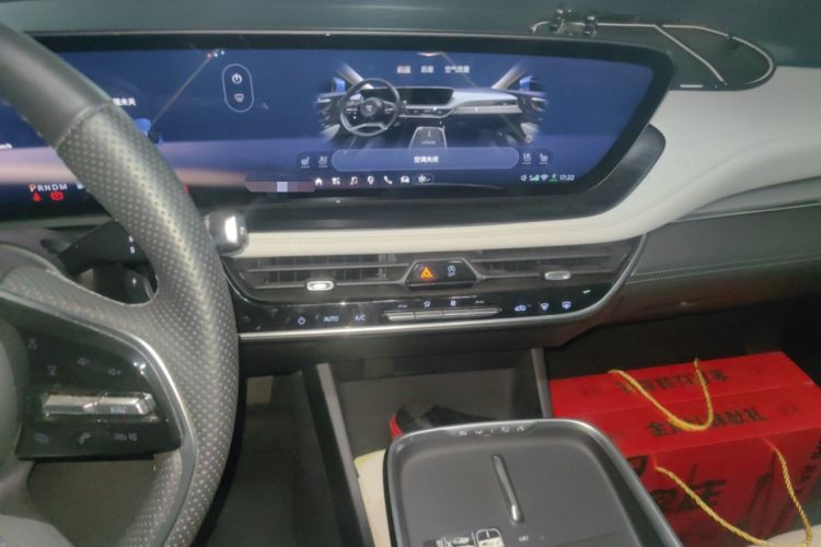 Used Buick LaCrosse 2023 Avia Edition Audio And AC Panel