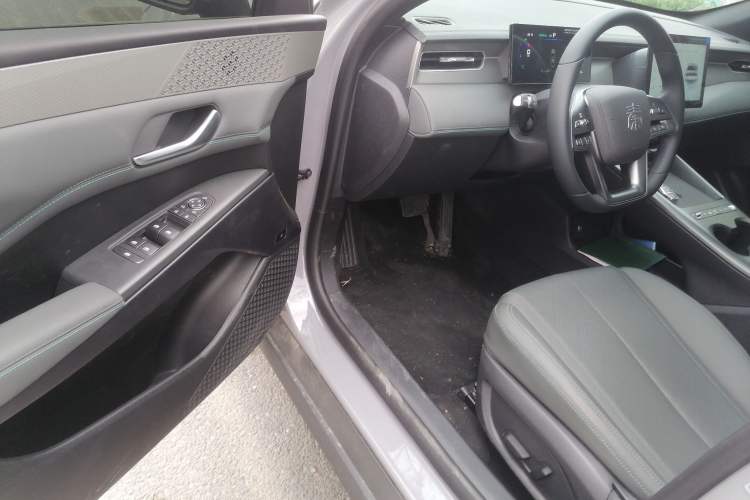 Used BYD Qin PLUS 2026 DM-i 210KM Progressive Model