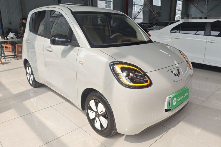 Used Wuling Hongguang MINIEV 2025 Four-Door Version Advanced Edition Front Right 45 Deg