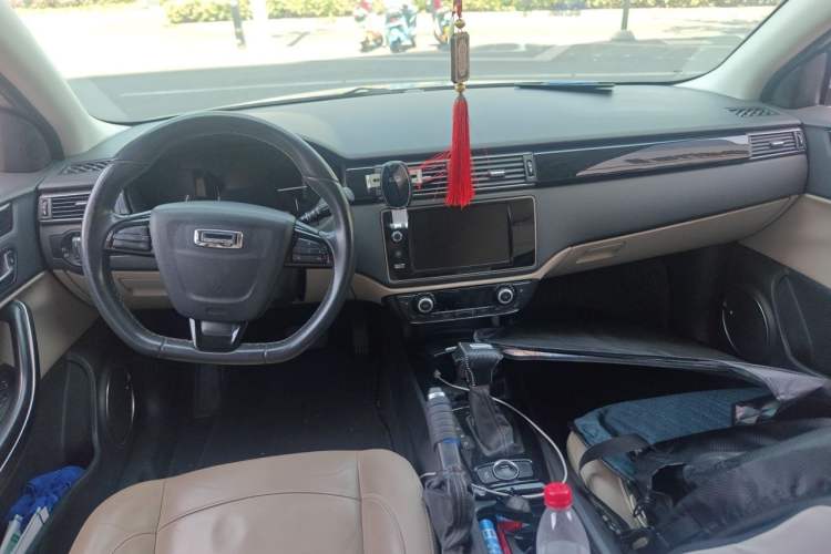 Used Qoros 3 2016 Sedan 1.6T Automatic ZhiZhen Model
