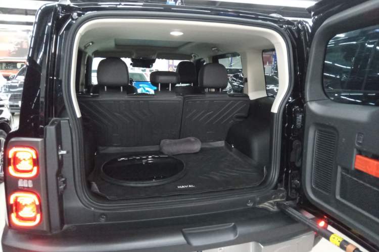 Used Haval Raptor New Energy 2023 Hi4 102 Exploration Edition Trunk