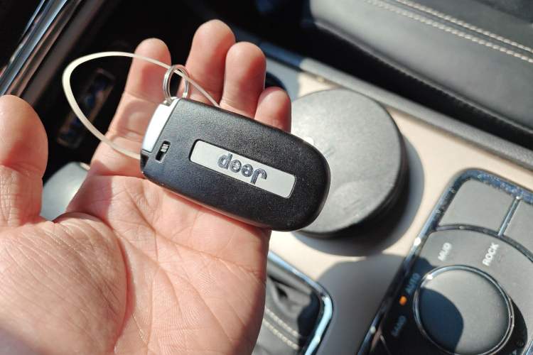 Used Jeep Grand Cherokee 2016 3.0L Comfort Navigation Edition