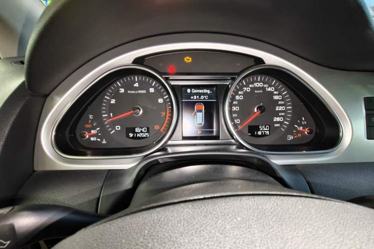 Used Audi Q7 2014 35 TFSI Ambition Edition Instrument Cluster