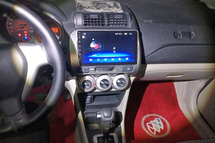 Used Everus S1 2014 1.3L Automatic Comfort Edition