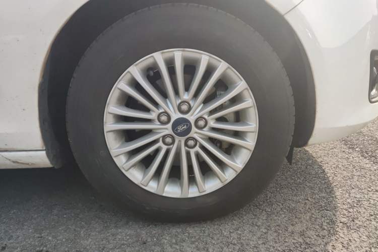 Used Ford Escort 2015 1.5L Automatic Comfort Edition