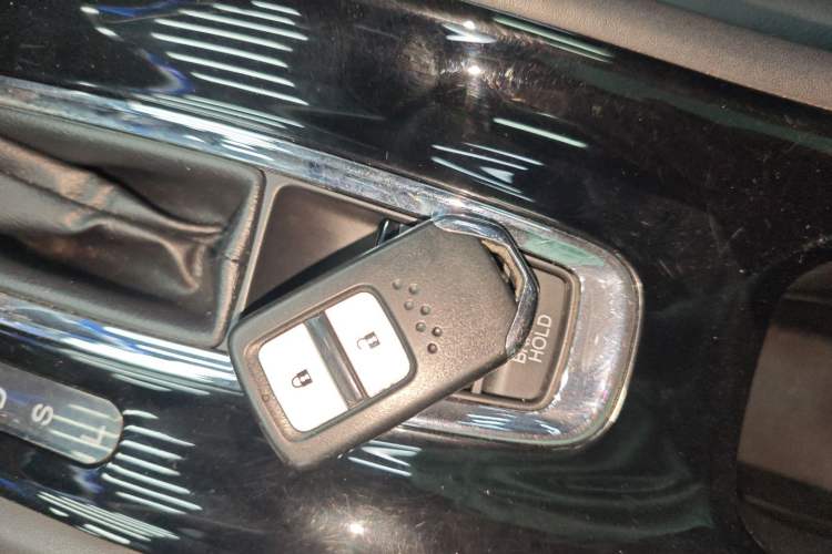 Used Honda Vezel 2017 1.8L CVT Front-Wheel Drive Pioneer Edition
