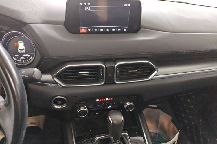 Used Mazda CX-8 2019 2.5L Two-Wheel Drive Prestige Version Audio And AC Panel