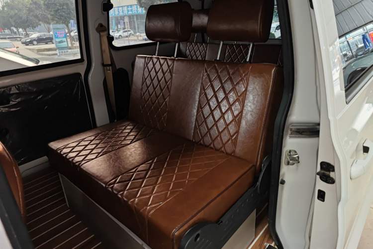 Used Wuling Hongguang V 2019 1.5L Enjoyment Version China VI LAR
