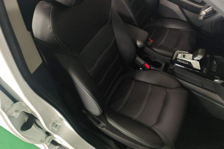 Used BYD Yuan New Energy 2019 EV360 Smart Connect Enjoyment Model Right Front Seat