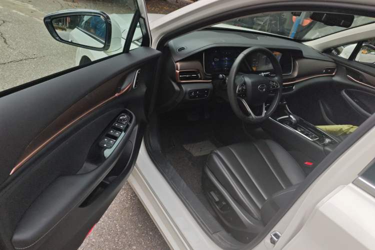 Used GAC Trumpchi GA6 2019 270T Automatic Prestige Edition Driver Seat