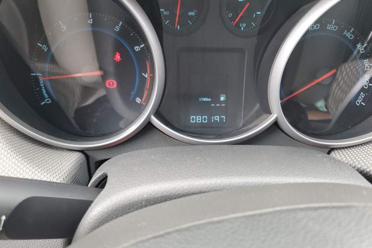 Used Chevrolet Cruze 2013 1.6L SL Grand Edition Manual Transmission
