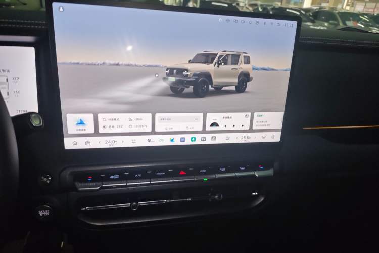 Used Tank 300 New Energy 2025 Hi4-T
