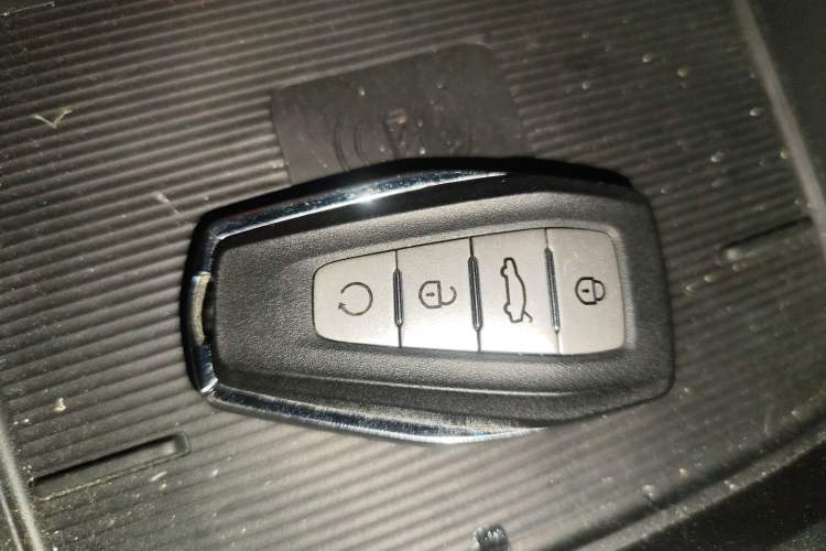 Used Geely Auto Haoyue L 2023 2.0T DCT Flagship Version
