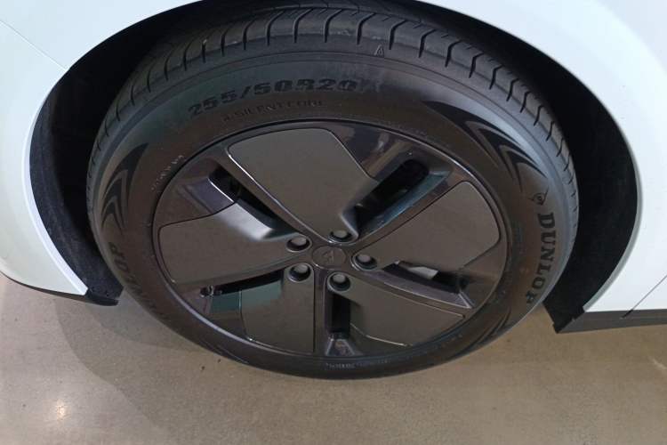 Used Li Auto i6 2025 Model Two-Wheel-Drive Standard Type