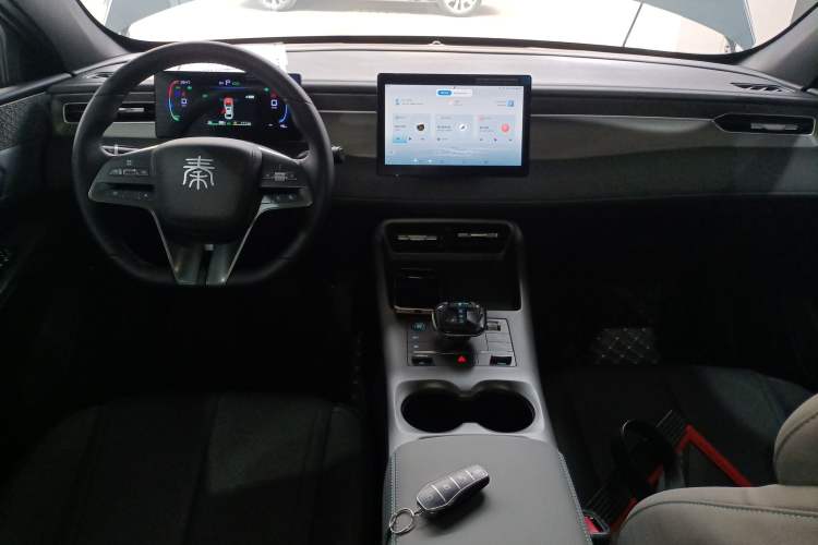 Used BYD Qin PLUS 2025 DM-i Smart Drive 55KM Leading Model