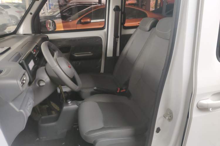 Used Wuling Zhiguang New Energy 2025 Comfort Model Left Front Seat