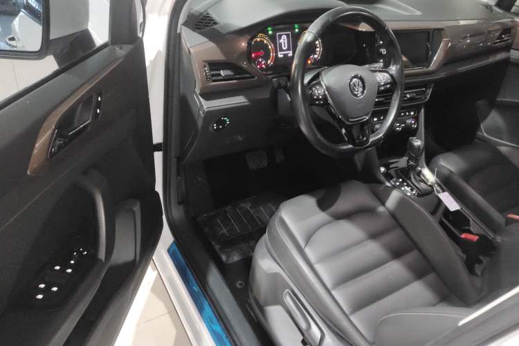 Used Volkswagen Tharu 2019 280TSI Two-Wheel Drive Luxury Version China VI Standard