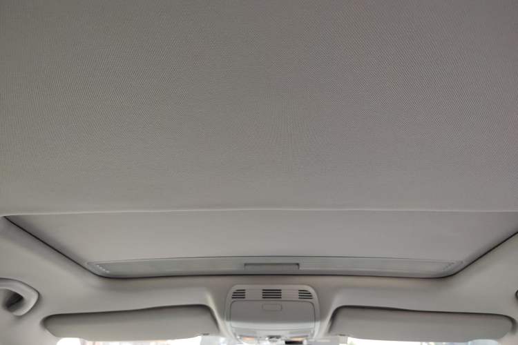 Used Volkswagen Magotan 2013 2.0 TSI Luxury Model