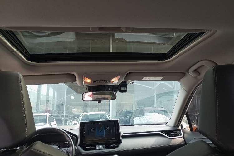 Used Toyota RAV4 2020 Dual-Engine 2.5L E-CVT 4x4 Elite PLUS Edition