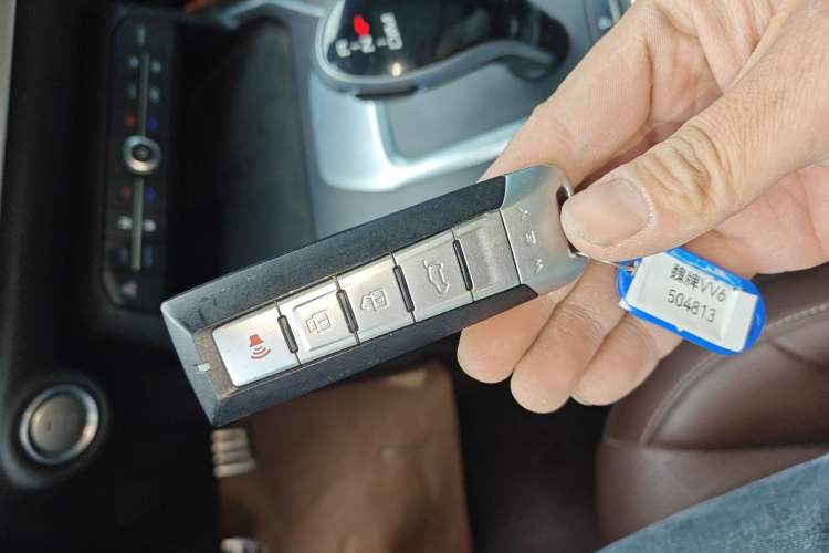 Used Wey VV6 2018 2.0T Two-Wheel Drive Flagship Version China V Standard