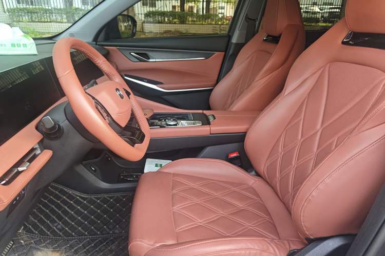 Used Changan CS75 PLUS 2023 3rd Generation 1.5T Automatic Prestige Model
